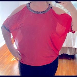 Unique top, chain and open shoulder